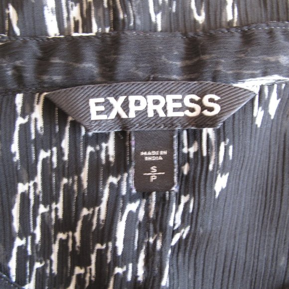 EXPRESS Black and White Chiffon Blouse - Picture 12 of 14